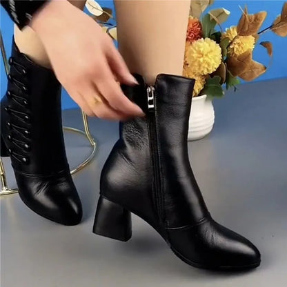 Brisk™ | Elegant Black Boots